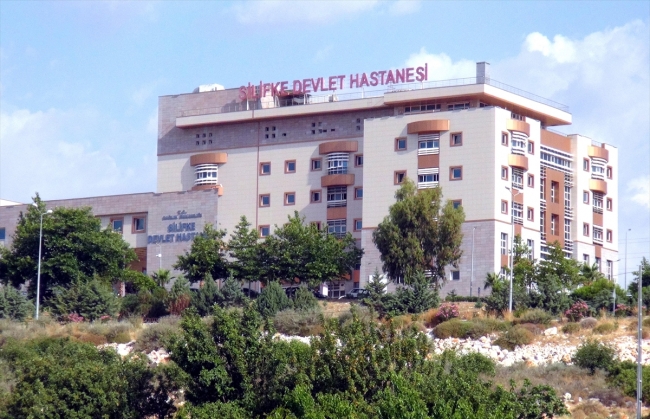 Mersin'deki salgın hastaneleri koronavirüse "duvar" oldu